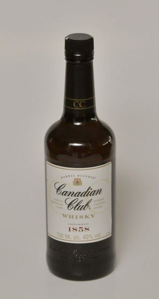 Datei:Canadian-Whisky-CTH.JPG