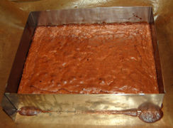die gebackenen Brownies in der Backform