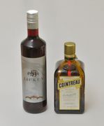 Likörflaschen aus Deutschland und Frankreich